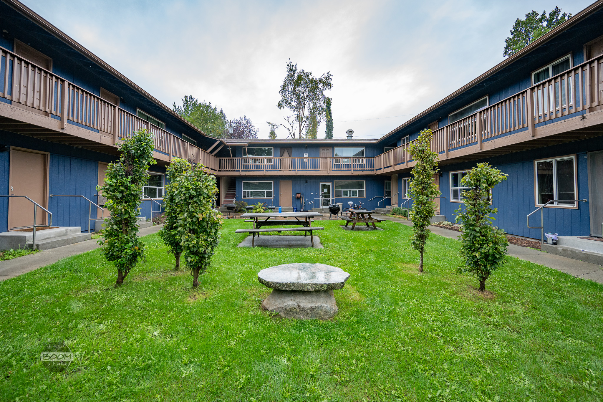 2326 Cordova Street - 1 - 2